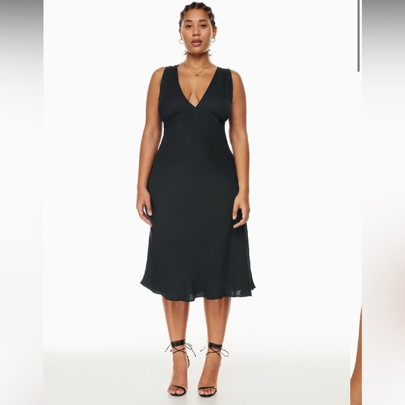 Aritzia Dresses & Skirts - Aritzia Wilfred Black Orchestra Midi‎ Dress Deep V-Neck Size 2X